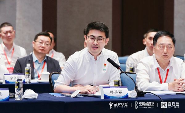 海南省省長(zhǎng)劉小明親切會(huì)見(jiàn)蔣承志